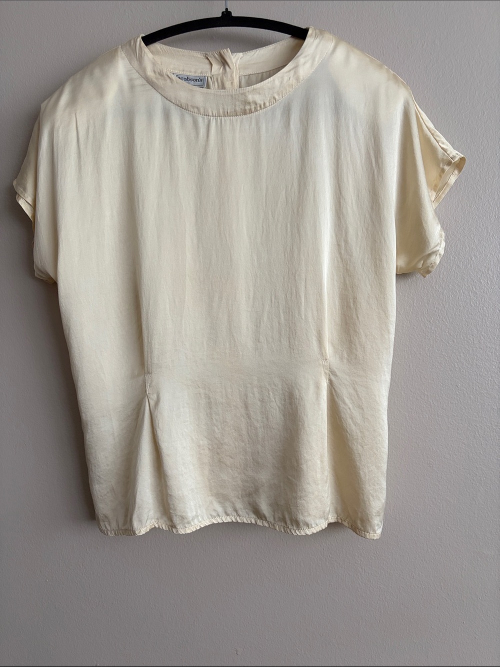 VTG Butter Yellow Silk Short Sleeve Blouse Back Button Minimalist Old Money L